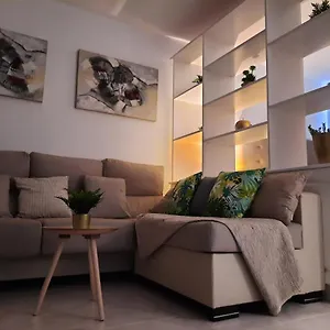 Apartamento Edward'S House Tenerife -Small Flat In Adeje Town., Costa Adeje (Tenerife)